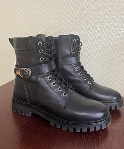 Tommy Hilfiger saapad S.39 (3 foto / 4)