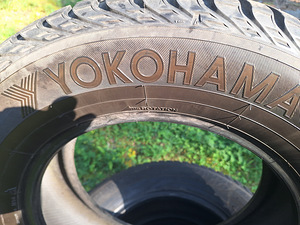 245/65R17 YOKOHAMA ICE GUARD STUD-4 tk. (2 foto / 8)