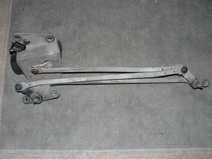 Klaasipuhasti mehaniism peugeot 306/citr.berl.-1994-2000 (2 foto / 2)