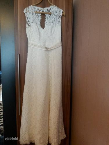 Свадебное платье, размер L + фата + подъюбник (фото #1)