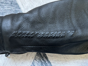 Harley Davidson FXRG Series 1 Sõidutagi M (5 foto / 10)