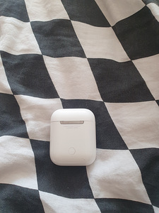 Airpods 2nd gen (2 foto / 4)