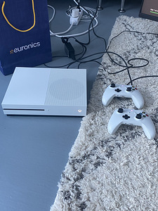 Xbox one s 1tb limited edition (4 foto / 4)