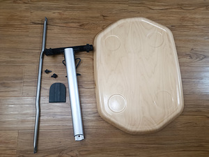 Volvo XC90 haruldane oem pikniku laud (3 foto / 3)