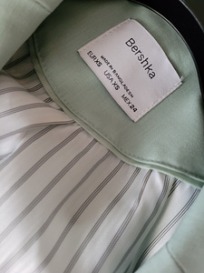 Lühike pintsak Bershka XS (3 foto / 4)