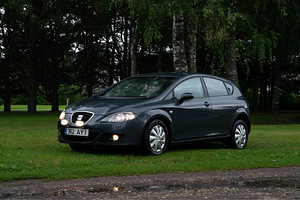 Seat Leon 2007 (4 фото из 10)