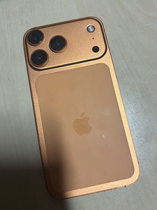 Telefon 11 Pro 17 Pro korpuses (5 foto / 7)