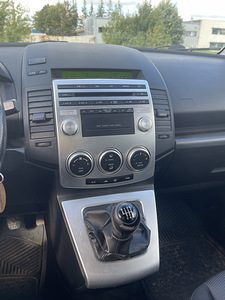 Mazda 5 (8 foto / 10)