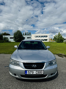 Hyundai Sonata (1 фото из 6)