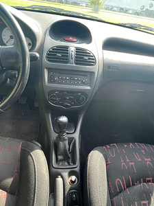 Müün Peugeot 206 (4 foto / 5)