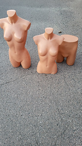 Mannekeenid/Manekens (1 foto / 2)