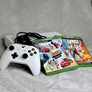 Xbox One S + 2 mängu (Rush ja Just Dance) (3 foto / 10)