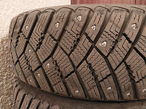 Good Year UtraGrip R14