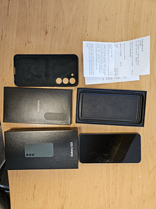 Samsung S23 256GB karp+ostudokumendid, ekraan katki (1 foto / 3)
