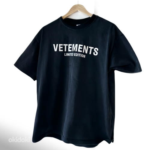 Vetements Tee