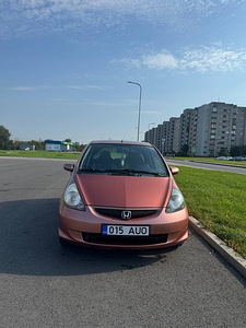 Honda Jazz 1.4 (5 foto / 10)