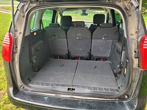 PEUGEOT 5008 (8 foto / 12)