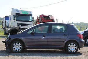 PEUGEOT 307 2001—2005 1.6 80kw varuosadeks (5 foto / 6)