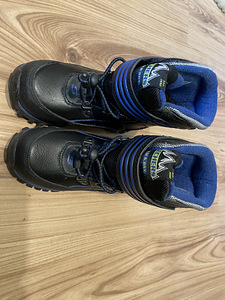 UUED Skechers talvesaapad,28 (1 foto / 5)