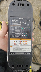 1EA971675 - Laadimisseade elektriautole UP ID4 LEO (2 foto / 5)
