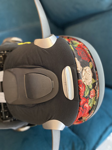 Cybex Cloud Z i-Size Spring Blossom Dark+ Cybex Base Z (5 foto / 6)