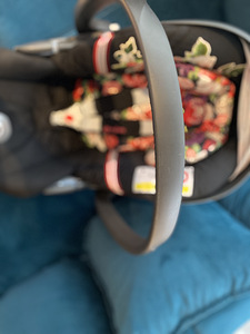 Cybex Cloud Z i-Size Spring Blossom Dark+ Cybex Base Z (6 foto / 6)