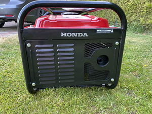 HONDA bensiini generaator (3 foto / 4)