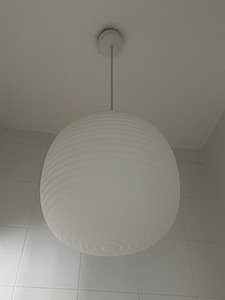 Taani disain! Minimalistlik opaalklaasist laelamp Lantern (3 foto / 7)