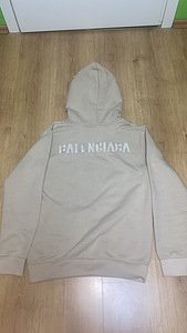 Balenciaga Hoodie (2 foto / 6)