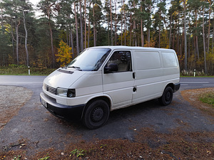 Volkswagen Transporter 1.9 (1 foto / 4)