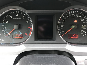 Audi A6 3.2 V6 188kW (6 foto / 9)