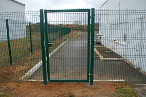 VÄRAVAD, JALGVÄRAVAD, AIAD, AUTOMATIKA (tootmine, paigaldus) (3 foto / 3)