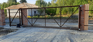 Kõik väravatüübid (tootmine koos paigaldusvõimalusega) (2 foto / 3)