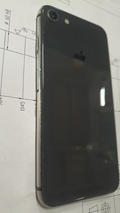 iPhone 8 (4 фото из 7)