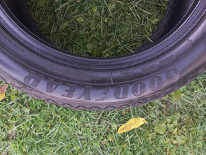 Naastrehvid R15/55/195 Goodyear ultragrip (4 foto / 4)