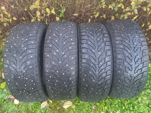 Naastrehvid R16/60/205 Nokian Hakkapeliita 9 (1 foto / 4)