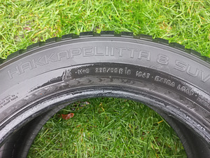 Naastrehvid R18/55/235 Nokian Hakkapeliita 8 Suv (3 foto / 3)