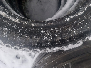 Naastrehvid R16/55/205 Goodyear Ultragrip (3 foto / 4)