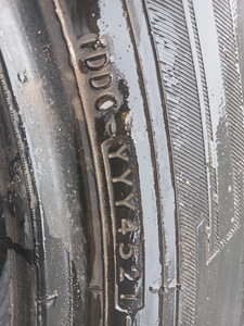 Suverehvid R18/60/235 Yokohama (3 foto / 7)