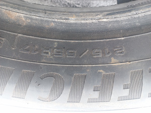 Suverehvid R17/55/215 Goodyear Effitcntal (3 foto / 5)