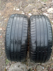 Летние шины R17/55/215 Goodyear Efficient Grip (1 фото из 4)