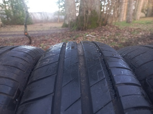 SUVEREHVID R15/65/185 Goodyear Efficient (4 foto / 4)