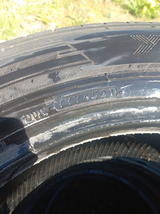 Летние шины R18/55/235 Yokohama (4 фото из 7)
