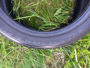 Летние шины R18/45/235 Firestone (3 фото из 5)