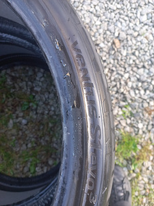 Летние шины R22/30/285 Hankook (3 фото из 5)