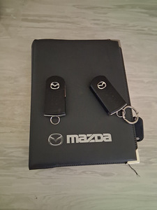 Mazda 3 2007 (7 foto / 10)