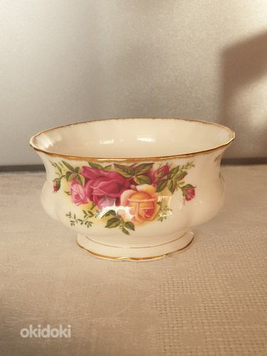 Old Country Roses, Royal Albert suhkrutoos