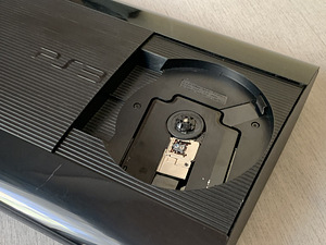PlayStation 3 Super Slim (1 фото из 6)