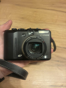 Canon Powershot (2 фото из 4)