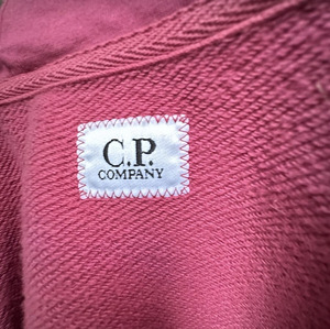 CP Company (2 фото из 4)